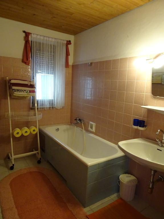 Ferienwohnung Traudl Singer Innsbruck Ruang foto